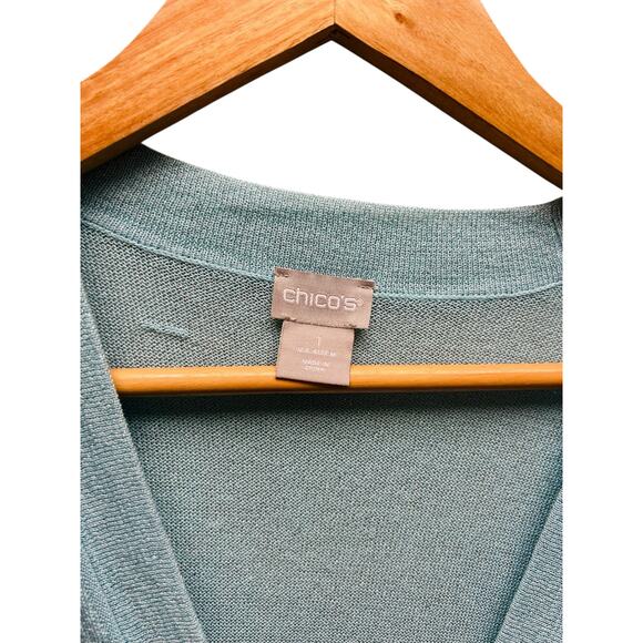 Chico’s 1 US M Blue Sparkly Cardigan 3/4 Sleeve V-Neck 3 Button Sweater - Picture 7 of 8